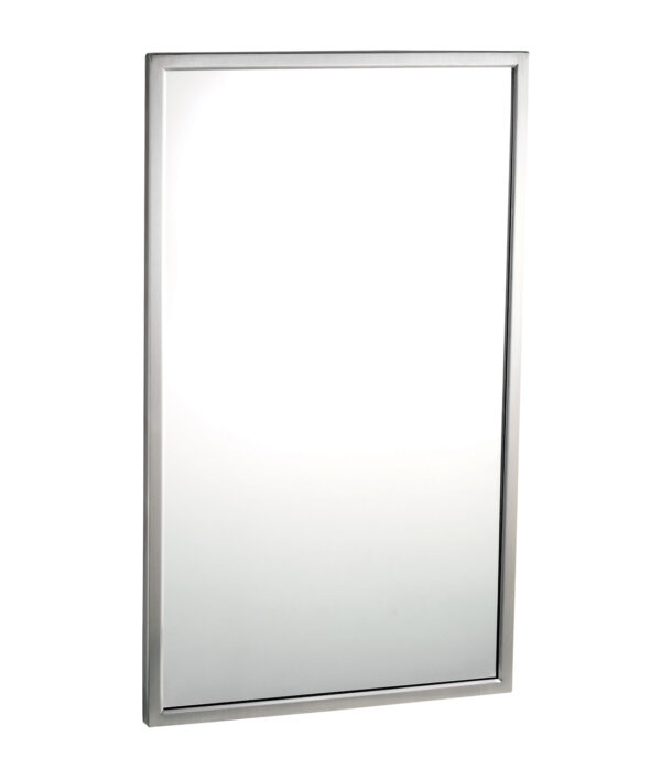 Rectangular mirror with simple metallic frame.